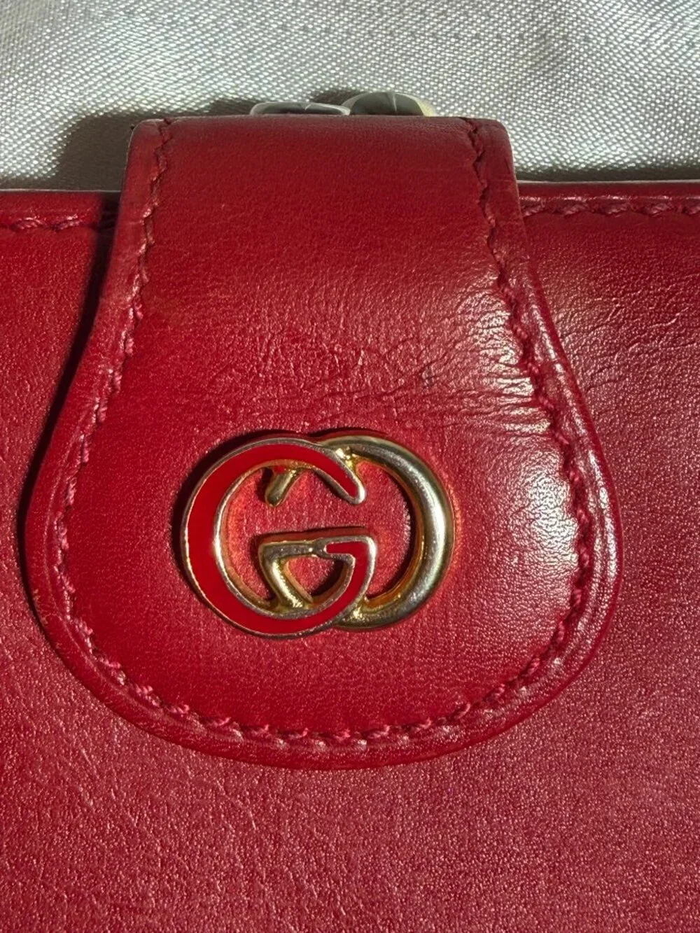 Vintage Gucci Red Leather Bifold Wallet